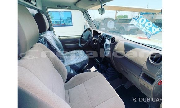 Buy Import Toyota Land Cruiser Beige Car in Import - Dubai in Bagmati Buy Import Toyota Land Cruiser Beige Car in Import - Dubai in Bagmati