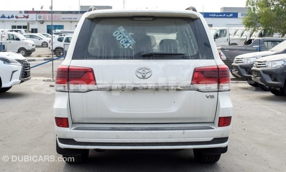 Buy Import Toyota Land Cruiser White Car in Import - Dubai in Bagmati Buy Import Toyota Land Cruiser White Car in Import - Dubai in Bagmati