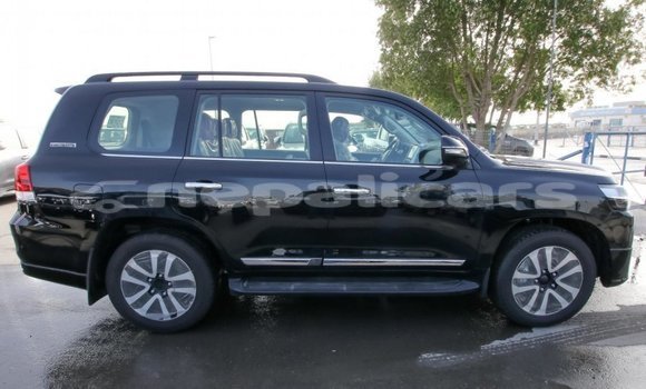 Buy Import Toyota Land Cruiser Black Car in Import - Dubai in Bagmati Buy Import Toyota Land Cruiser Black Car in Import - Dubai in Bagmati