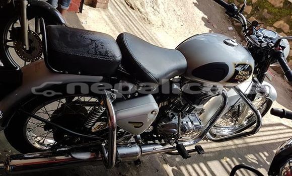 Buy Used Royal Enfield CLASSIC White Bike in Bhaktapur in Bagmati Buy Used Royal Enfield CLASSIC White Bike in Bhaktapur in Bagmati