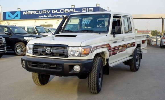 Buy Import Toyota Land Cruiser White Car in Import - Dubai in Bagmati Buy Import Toyota Land Cruiser White Car in Import - Dubai in Bagmati