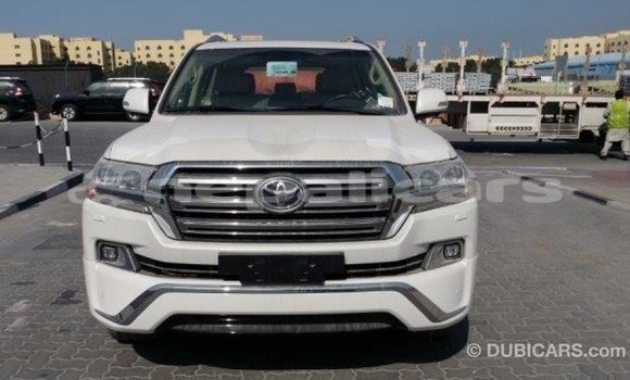 Buy Import Toyota Land Cruiser White Car in Import - Dubai in Bagmati Buy Import Toyota Land Cruiser White Car in Import - Dubai in Bagmati