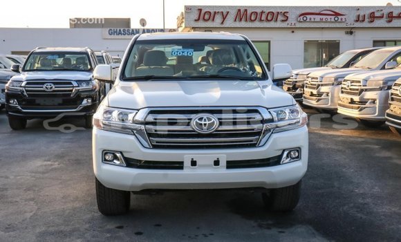 Buy Import Toyota Land Cruiser White Car in Import - Dubai in Bagmati Buy Import Toyota Land Cruiser White Car in Import - Dubai in Bagmati