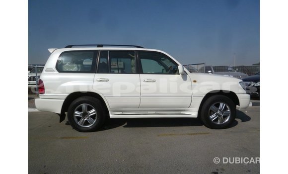 Buy Import Toyota Land Cruiser White Car in Import - Dubai in Bagmati Buy Import Toyota Land Cruiser White Car in Import - Dubai in Bagmati