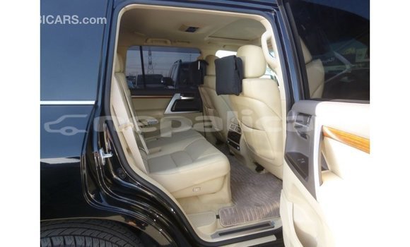 Buy Import Toyota Land Cruiser Black Car in Import - Dubai in Bagmati Buy Import Toyota Land Cruiser Black Car in Import - Dubai in Bagmati