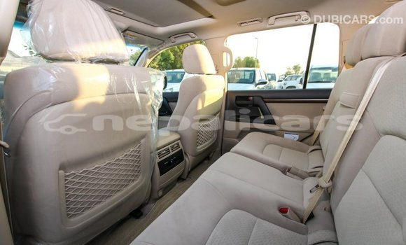 Buy Import Toyota Land Cruiser White Car in Import - Dubai in Bagmati Buy Import Toyota Land Cruiser White Car in Import - Dubai in Bagmati