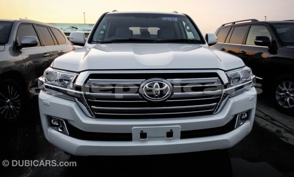 Buy Import Toyota Land Cruiser White Car in Import - Dubai in Bagmati Buy Import Toyota Land Cruiser White Car in Import - Dubai in Bagmati