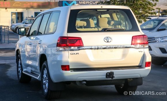 Buy Import Toyota Land Cruiser White Car in Import - Dubai in Bagmati Buy Import Toyota Land Cruiser White Car in Import - Dubai in Bagmati