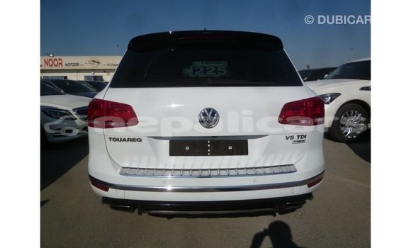 Buy Import Volkswagen Touareg White Car in Import - Dubai in Bagmati Buy Import Volkswagen Touareg White Car in Import - Dubai in Bagmati