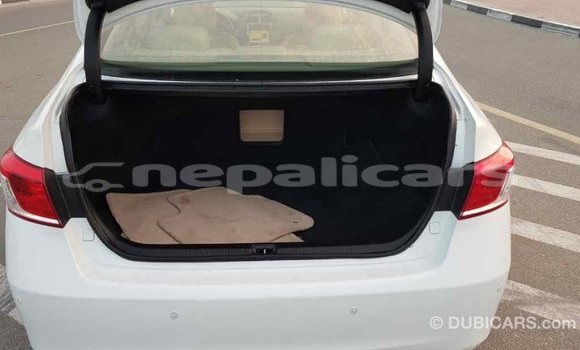 Buy Import Lexus ES White Car in Import - Dubai in Bagmati Buy Import Lexus ES White Car in Import - Dubai in Bagmati