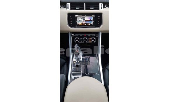 Buy Import Land Rover Range Rover White Car in Import - Dubai in Bagmati Buy Import Land Rover Range Rover White Car in Import - Dubai in Bagmati