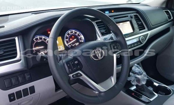Buy Import Toyota Highlander Other Car in Import - Dubai in Bagmati Buy Import Toyota Highlander Other Car in Import - Dubai in Bagmati