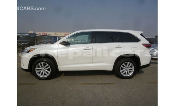 Buy Import Toyota Kluger White Car in Import - Dubai in Bagmati Buy Import Toyota Kluger White Car in Import - Dubai in Bagmati