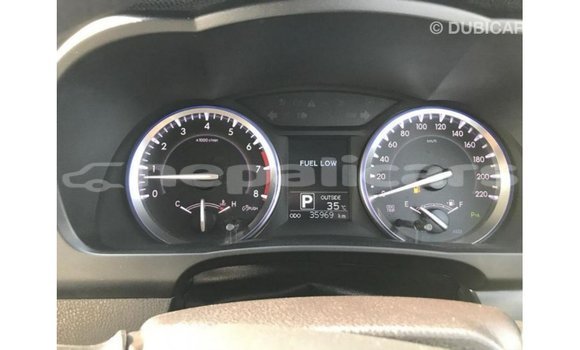 Buy Import Toyota Kluger White Car in Import - Dubai in Bagmati Buy Import Toyota Kluger White Car in Import - Dubai in Bagmati