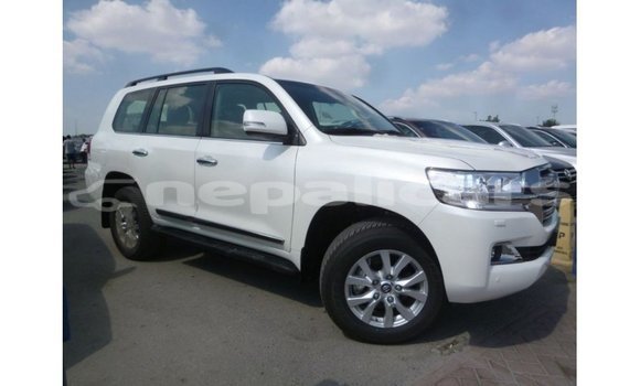Buy Import Toyota Land Cruiser White Car in Import - Dubai in Bagmati Buy Import Toyota Land Cruiser White Car in Import - Dubai in Bagmati