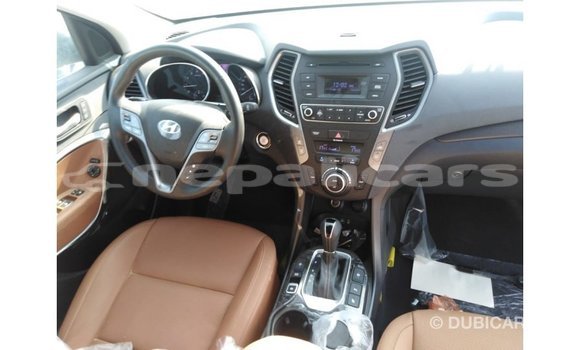 Buy Import Hyundai Santa Fe White Car in Import - Dubai in Bagmati Buy Import Hyundai Santa Fe White Car in Import - Dubai in Bagmati