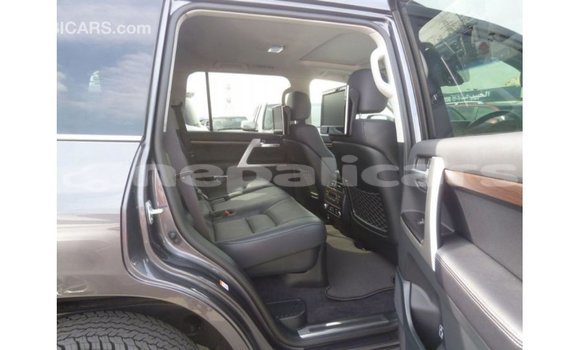 Buy Import Toyota Land Cruiser Other Car in Import - Dubai in Bagmati Buy Import Toyota Land Cruiser Other Car in Import - Dubai in Bagmati