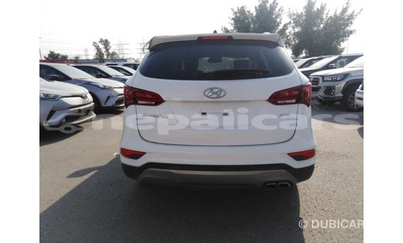Buy Import Hyundai Santa Fe White Car in Import - Dubai in Bagmati Buy Import Hyundai Santa Fe White Car in Import - Dubai in Bagmati