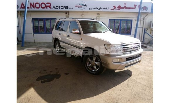 Buy Import Toyota Land Cruiser White Car in Import - Dubai in Bagmati Buy Import Toyota Land Cruiser White Car in Import - Dubai in Bagmati
