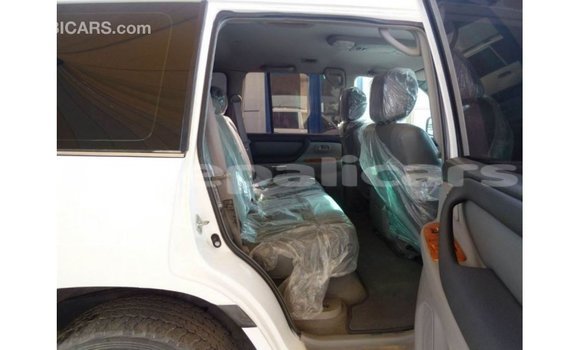 Buy Import Toyota Land Cruiser White Car in Import - Dubai in Bagmati Buy Import Toyota Land Cruiser White Car in Import - Dubai in Bagmati