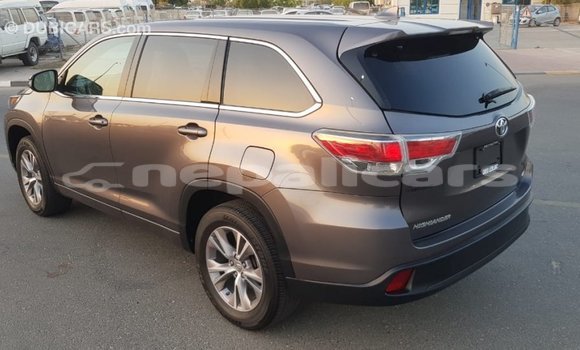 Buy Import Toyota Highlander Other Car in Import - Dubai in Bagmati Buy Import Toyota Highlander Other Car in Import - Dubai in Bagmati