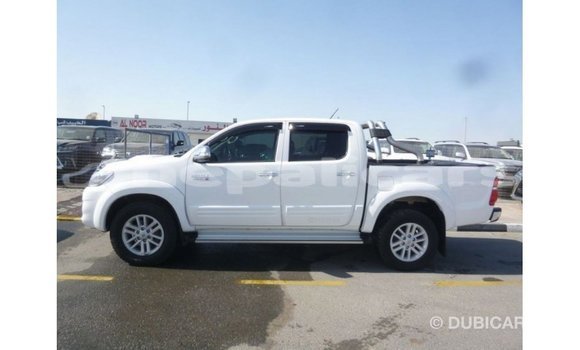 Buy Import Toyota Hilux White Car in Import - Dubai in Bagmati Buy Import Toyota Hilux White Car in Import - Dubai in Bagmati