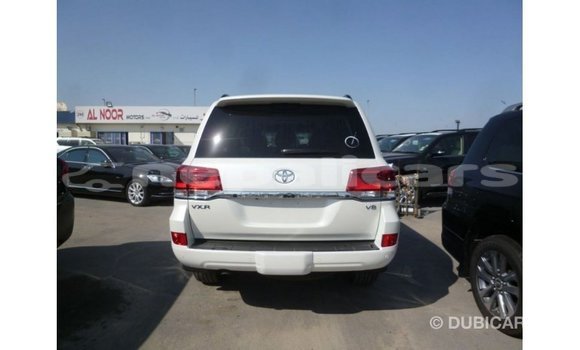 Buy Import Toyota Land Cruiser White Car in Import - Dubai in Bagmati Buy Import Toyota Land Cruiser White Car in Import - Dubai in Bagmati