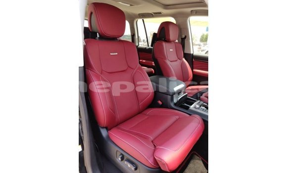 Buy Import Toyota Land Cruiser Black Car in Import - Dubai in Bagmati Buy Import Toyota Land Cruiser Black Car in Import - Dubai in Bagmati