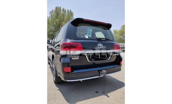 Buy Import Toyota Land Cruiser Black Car in Import - Dubai in Bagmati Buy Import Toyota Land Cruiser Black Car in Import - Dubai in Bagmati