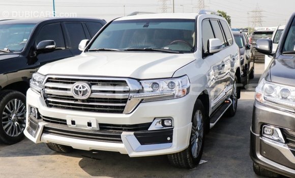 Buy Import Toyota Land Cruiser White Car in Import - Dubai in Bagmati Buy Import Toyota Land Cruiser White Car in Import - Dubai in Bagmati