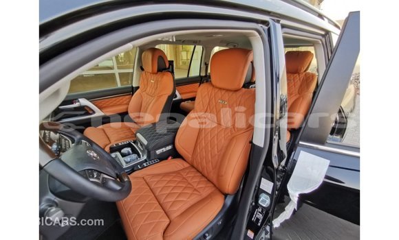 Buy Import Toyota Land Cruiser Black Car in Import - Dubai in Bagmati Buy Import Toyota Land Cruiser Black Car in Import - Dubai in Bagmati