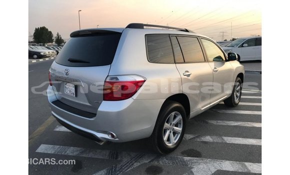 Buy Import Toyota Highlander Other Car in Import - Dubai in Bagmati Buy Import Toyota Highlander Other Car in Import - Dubai in Bagmati