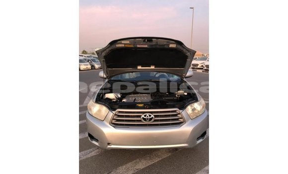 Buy Import Toyota Highlander Other Car in Import - Dubai in Bagmati Buy Import Toyota Highlander Other Car in Import - Dubai in Bagmati