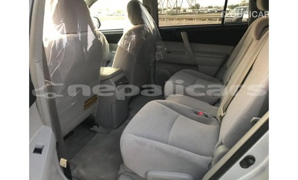 Buy Import Toyota Highlander Other Car in Import - Dubai in Bagmati Buy Import Toyota Highlander Other Car in Import - Dubai in Bagmati