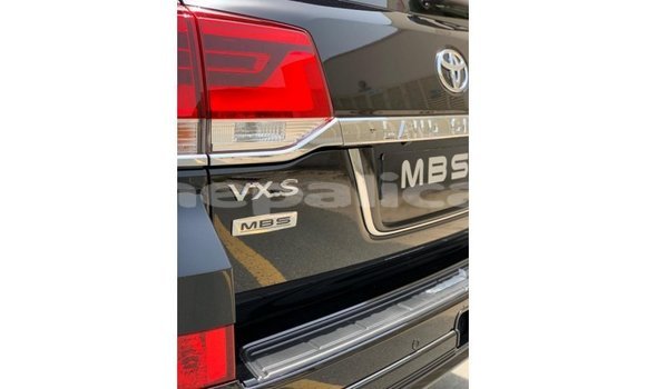 Buy Import Toyota Land Cruiser Black Car in Import - Dubai in Bagmati Buy Import Toyota Land Cruiser Black Car in Import - Dubai in Bagmati