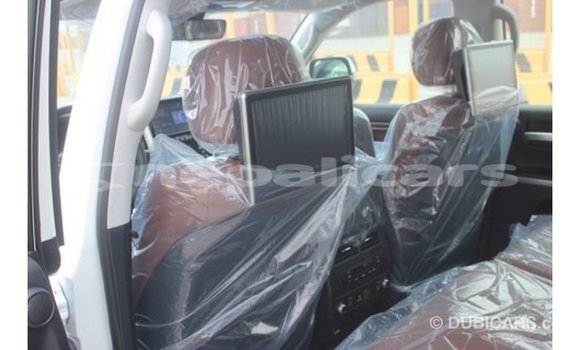 Buy Import Toyota Land Cruiser White Car in Import - Dubai in Bagmati Buy Import Toyota Land Cruiser White Car in Import - Dubai in Bagmati