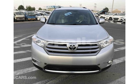 Buy Import Toyota Highlander Other Car in Import - Dubai in Bagmati Buy Import Toyota Highlander Other Car in Import - Dubai in Bagmati