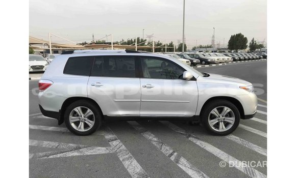 Buy Import Toyota Highlander Other Car in Import - Dubai in Bagmati Buy Import Toyota Highlander Other Car in Import - Dubai in Bagmati