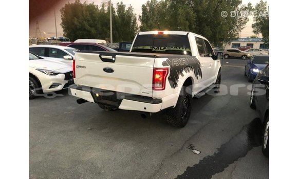 Buy Import Ford V8 White Car in Import - Dubai in Bagmati Buy Import Ford V8 White Car in Import - Dubai in Bagmati