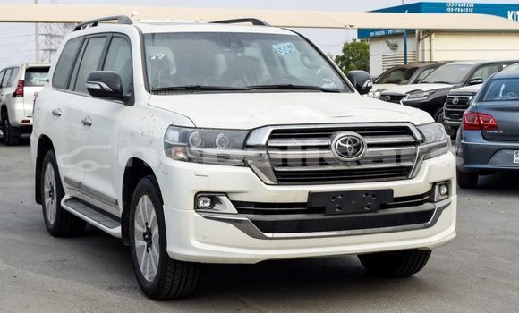 Buy Import Toyota Land Cruiser White Car in Import - Dubai in Bagmati Buy Import Toyota Land Cruiser White Car in Import - Dubai in Bagmati
