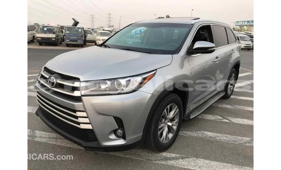 Buy Import Toyota Highlander Other Car in Import - Dubai in Bagmati Buy Import Toyota Highlander Other Car in Import - Dubai in Bagmati