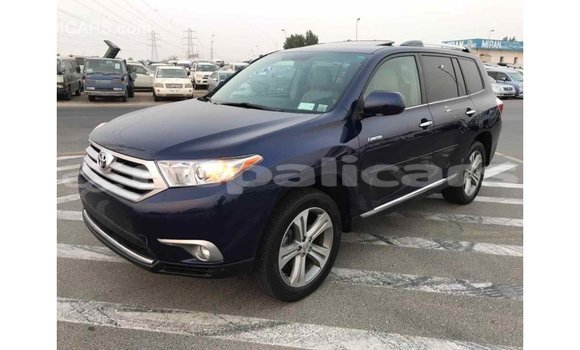 Buy Import Toyota Highlander Blue Car in Import - Dubai in Bagmati Buy Import Toyota Highlander Blue Car in Import - Dubai in Bagmati