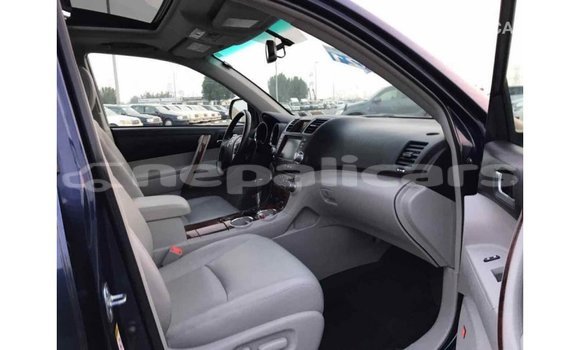 Buy Import Toyota Highlander Blue Car in Import - Dubai in Bagmati Buy Import Toyota Highlander Blue Car in Import - Dubai in Bagmati
