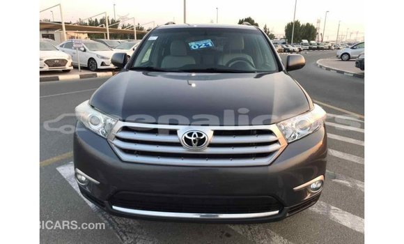 Buy Import Toyota Highlander Other Car in Import - Dubai in Bagmati Buy Import Toyota Highlander Other Car in Import - Dubai in Bagmati