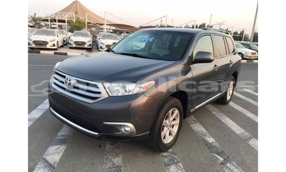 Buy Import Toyota Highlander Other Car in Import - Dubai in Bagmati Buy Import Toyota Highlander Other Car in Import - Dubai in Bagmati