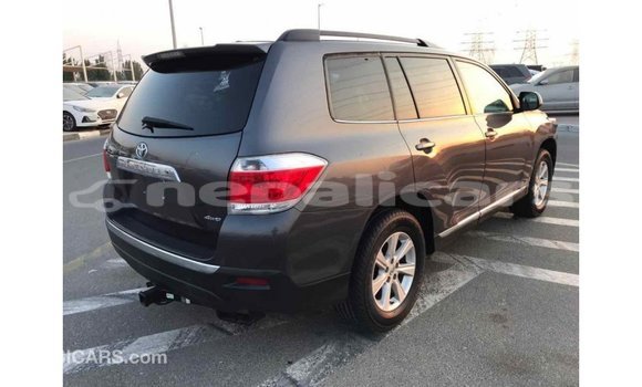 Buy Import Toyota Highlander Other Car in Import - Dubai in Bagmati Buy Import Toyota Highlander Other Car in Import - Dubai in Bagmati