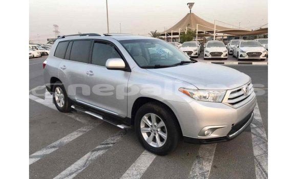 Buy Import Toyota Highlander Other Car in Import - Dubai in Bagmati Buy Import Toyota Highlander Other Car in Import - Dubai in Bagmati