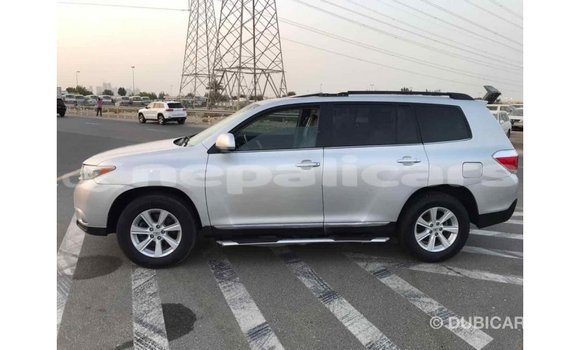 Buy Import Toyota Highlander Other Car in Import - Dubai in Bagmati Buy Import Toyota Highlander Other Car in Import - Dubai in Bagmati