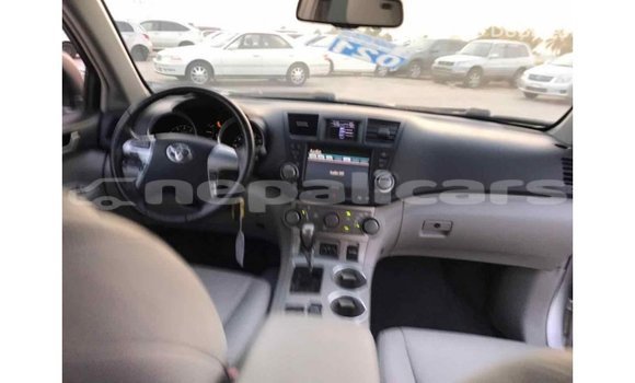 Buy Import Toyota Highlander Other Car in Import - Dubai in Bagmati Buy Import Toyota Highlander Other Car in Import - Dubai in Bagmati