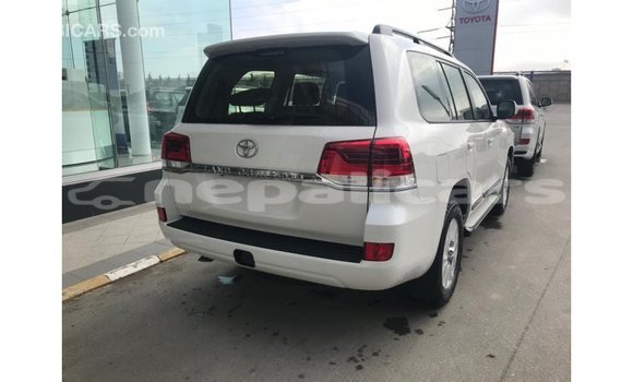 Buy Import Toyota Land Cruiser White Car in Import - Dubai in Bagmati Buy Import Toyota Land Cruiser White Car in Import - Dubai in Bagmati